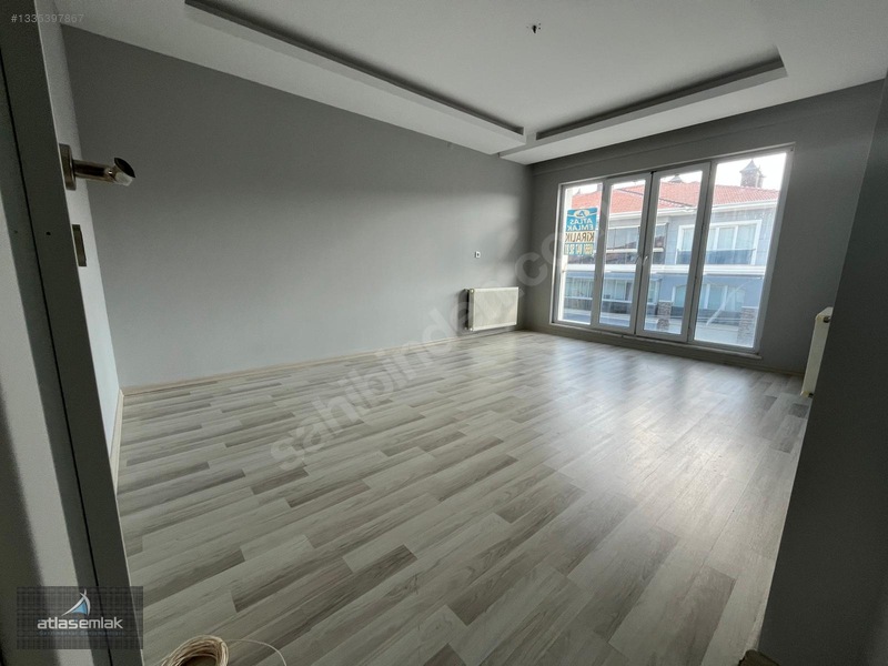Atlas'tan Sporkentin Merkezinde Kiralık 3+1 Daire — fotoğraf 7