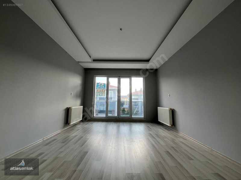 Atlas'tan Sporkentin Merkezinde Kiralık 3+1 Daire — fotoğraf 9