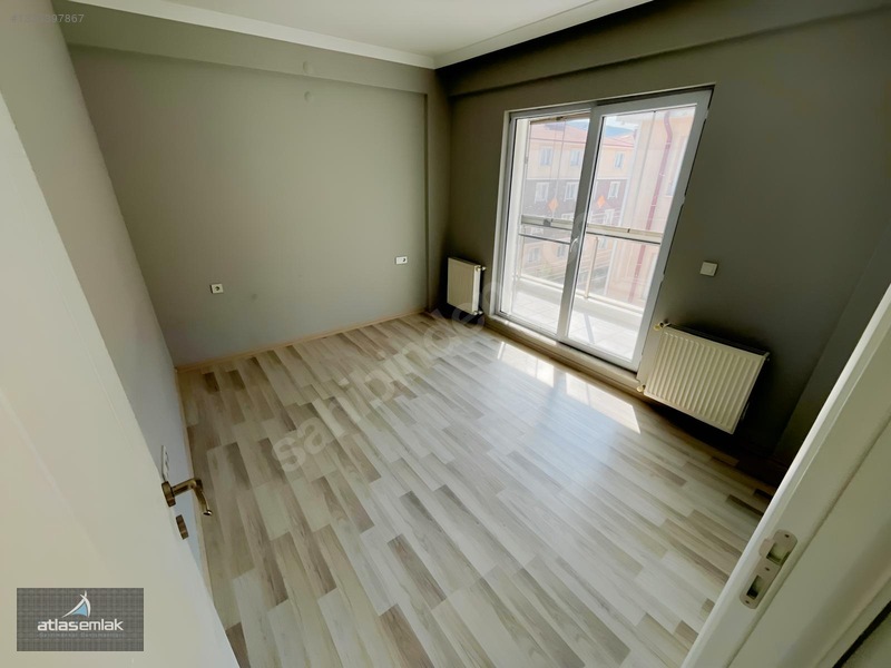 Atlas'tan Sporkentin Merkezinde Kiralık 3+1 Daire — fotoğraf 19