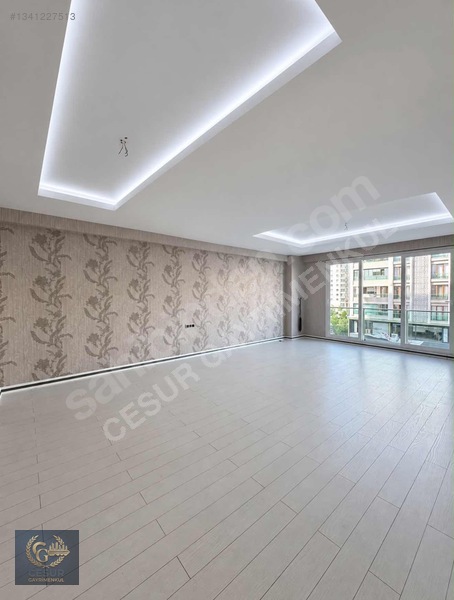 Cesur'dan 50 M Yol Üzeri Ultra Lüx 4+1 Daire — fotoğraf 2