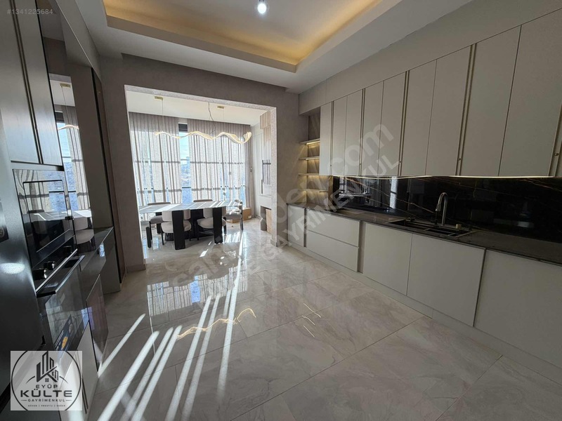 Külte 'den | Yamaçtepe De Prestijli Sitede Ultra Lüks 4.5+1 — fotoğraf 2