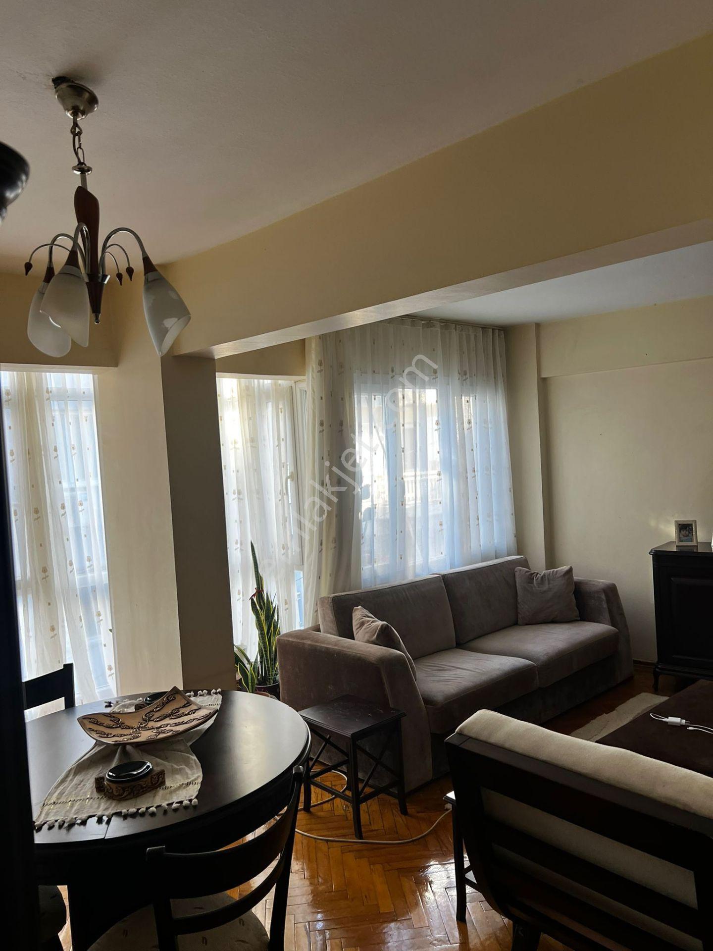 Mithatpaşa Cadde Yakını Yatırımlık 2+1 Daire — fotoğraf 5