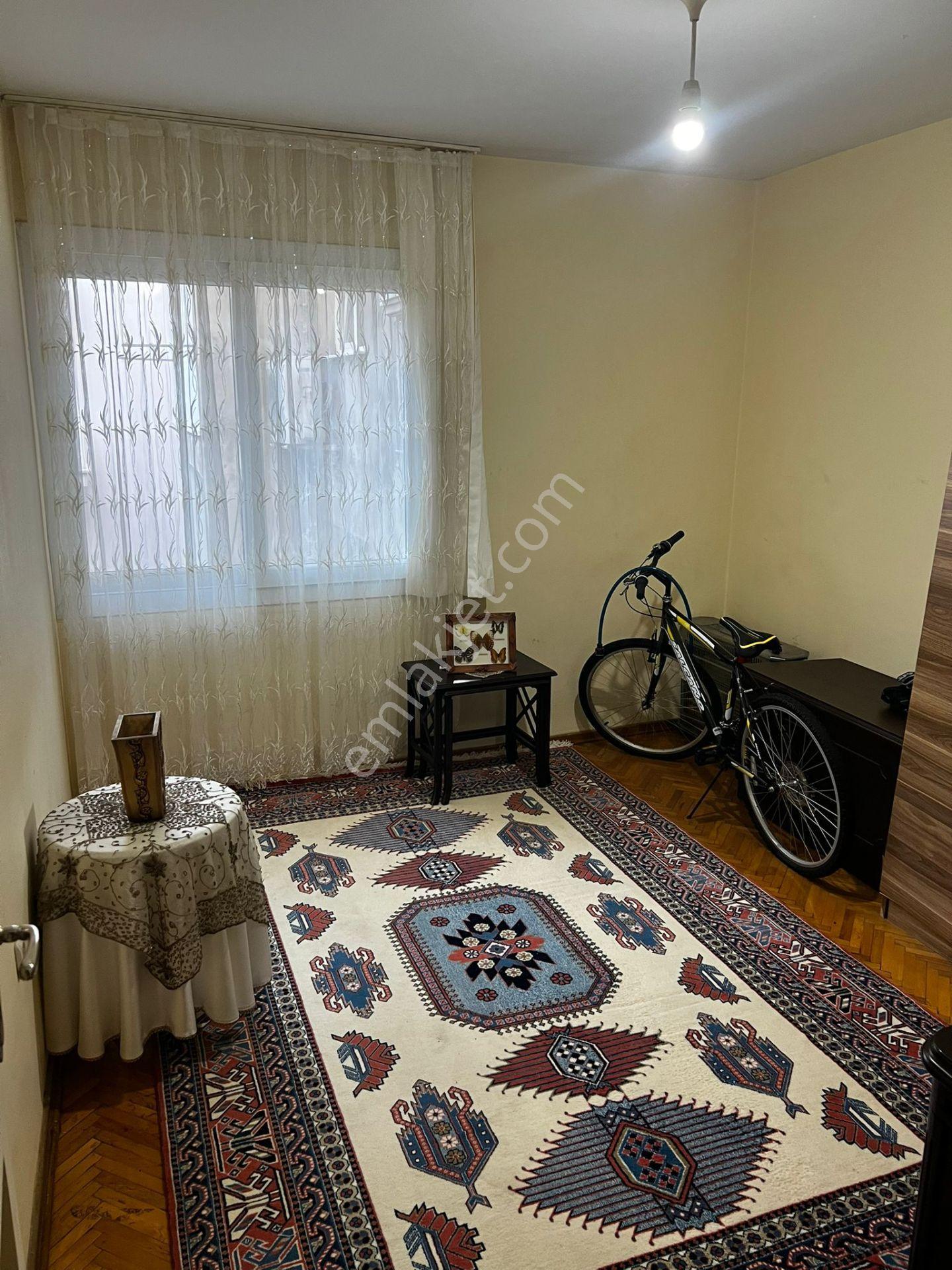 Mithatpaşa Cadde Yakını Yatırımlık 2+1 Daire — fotoğraf 9