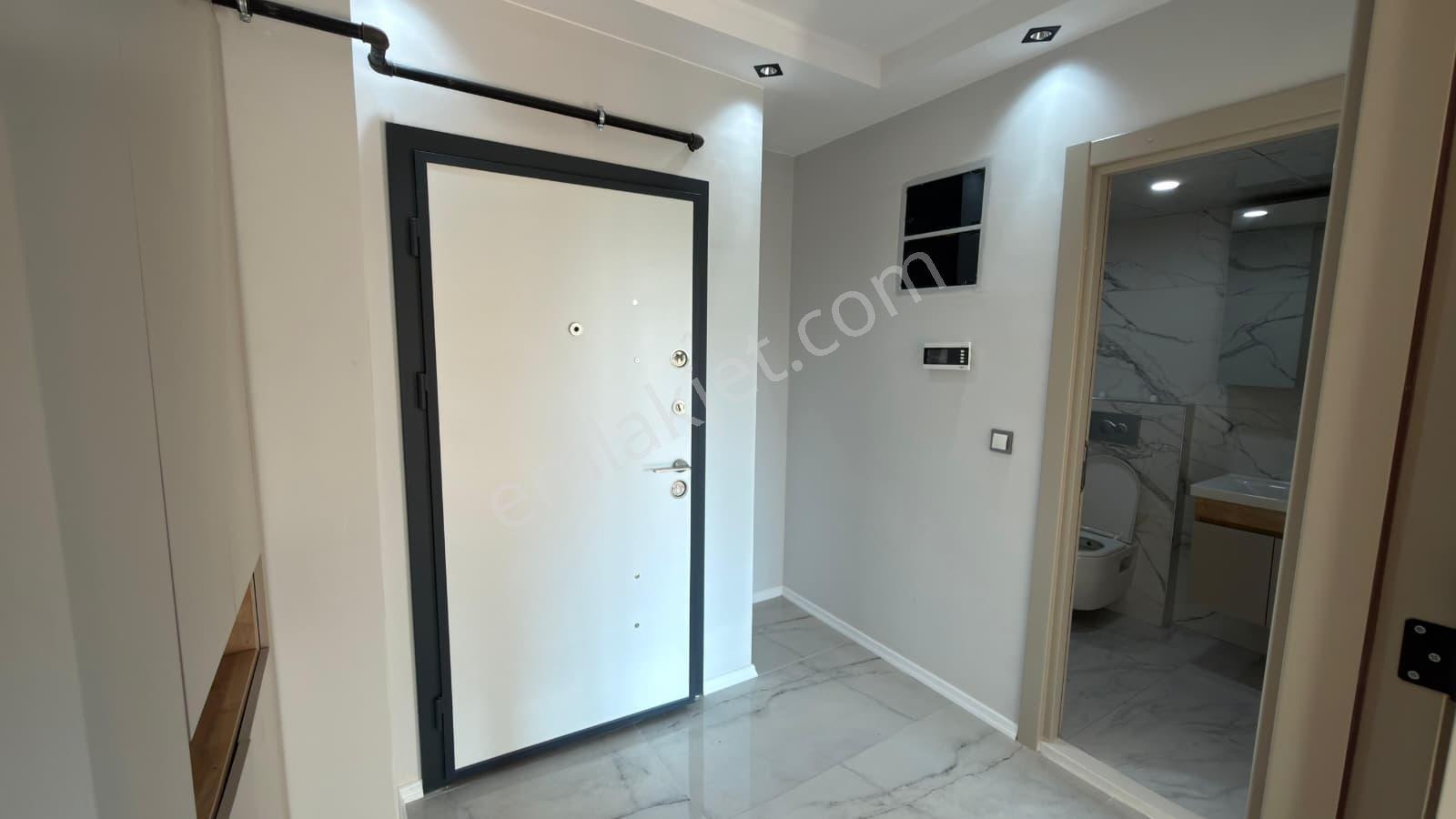 Rba'dan Sütlüce Mh. İstiklal Cd. Üzerinde Satılık 1+1 Apart — fotoğraf 8