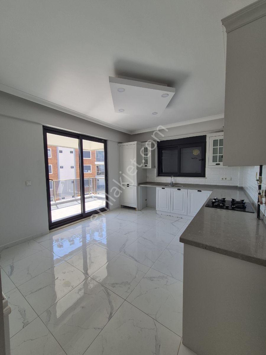 Kızılelma Sitesi Dubleks 5+2 Sıfır Daire 280 M2 Geniş Daire — fotoğraf 3