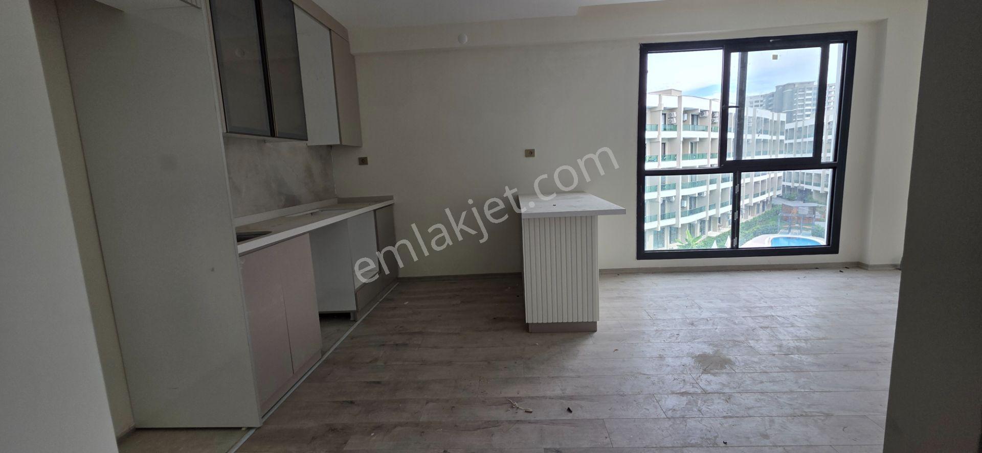Royal Emlaktan Tömük Mah Mitanni Garden Satılık 2+1 Yazlık Havuz Başı Daire Otel Konseptinde — fotoğraf 11