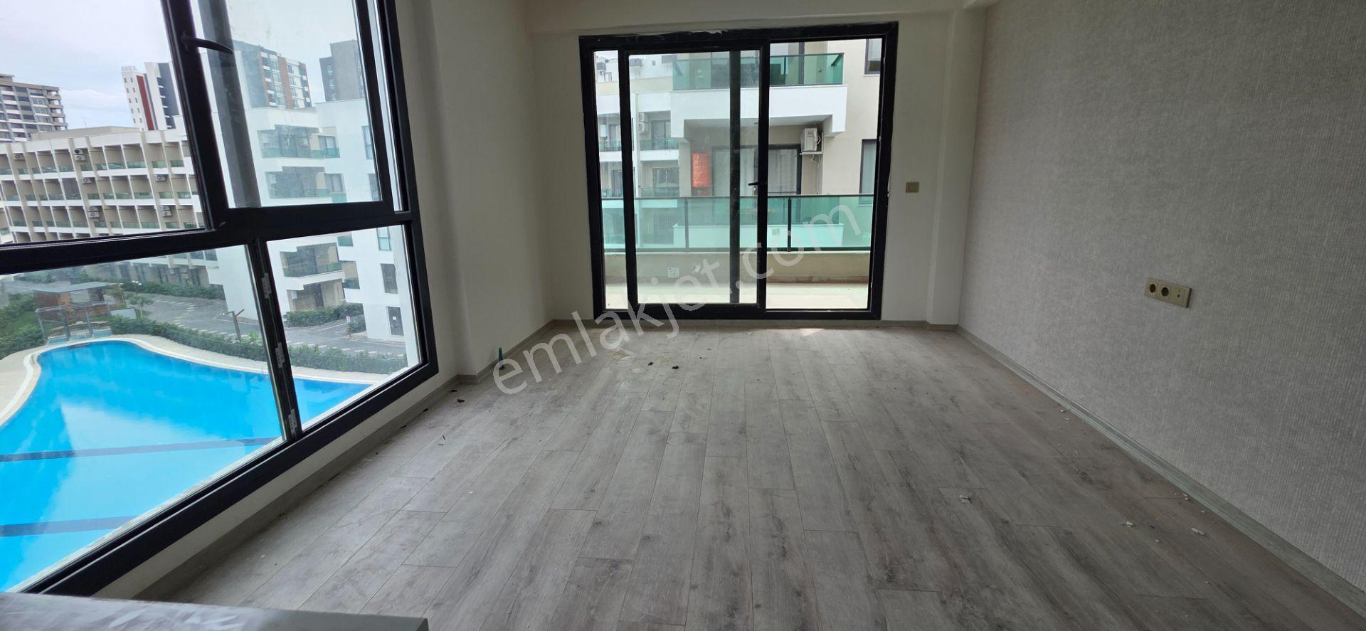 Royal Emlaktan Tömük Mah Mitanni Garden Satılık 2+1 Yazlık Havuz Başı Daire Otel Konseptinde — fotoğraf 13