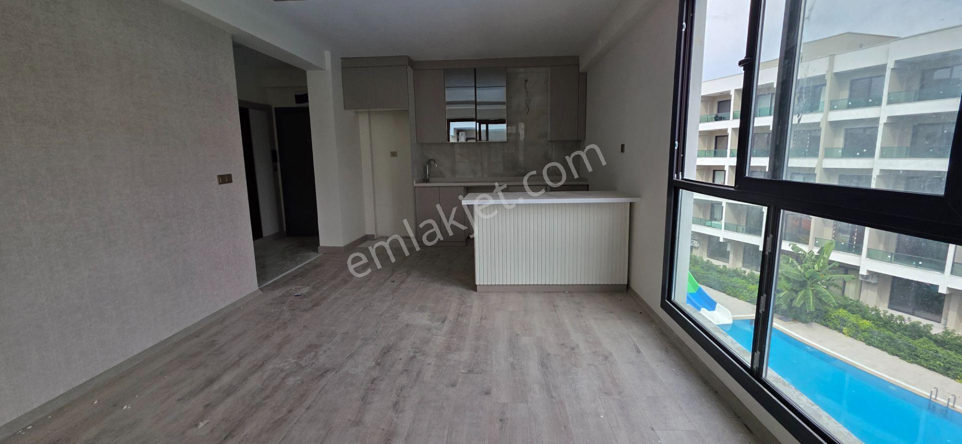 Royal Emlaktan Tömük Mah Mitanni Garden Satılık 2+1 Yazlık Havuz Başı Daire Otel Konseptinde — fotoğraf 15