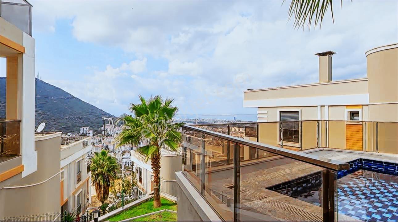 Balçova Çetin Emeç'te Körfez Ve Dağ Manzaralı Lüks Triplex Villa — fotoğraf 34