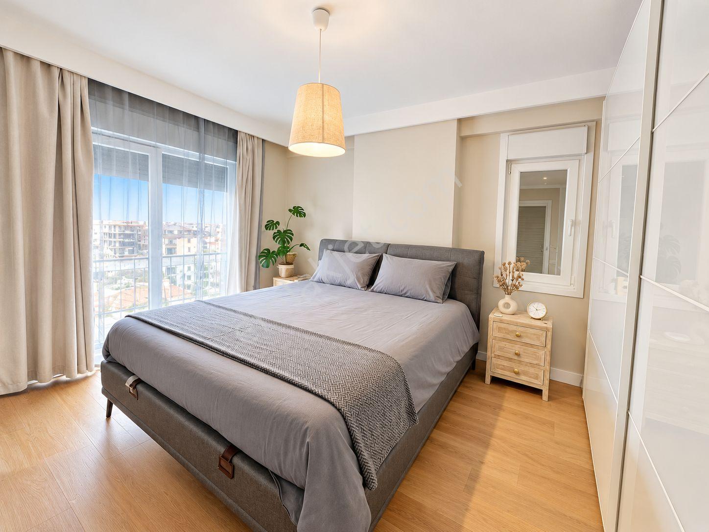 Suadiye Çolak İsmail'de Deniz Manzaralı Katta Tek Geniş 4+1 145m2 — fotoğraf 9