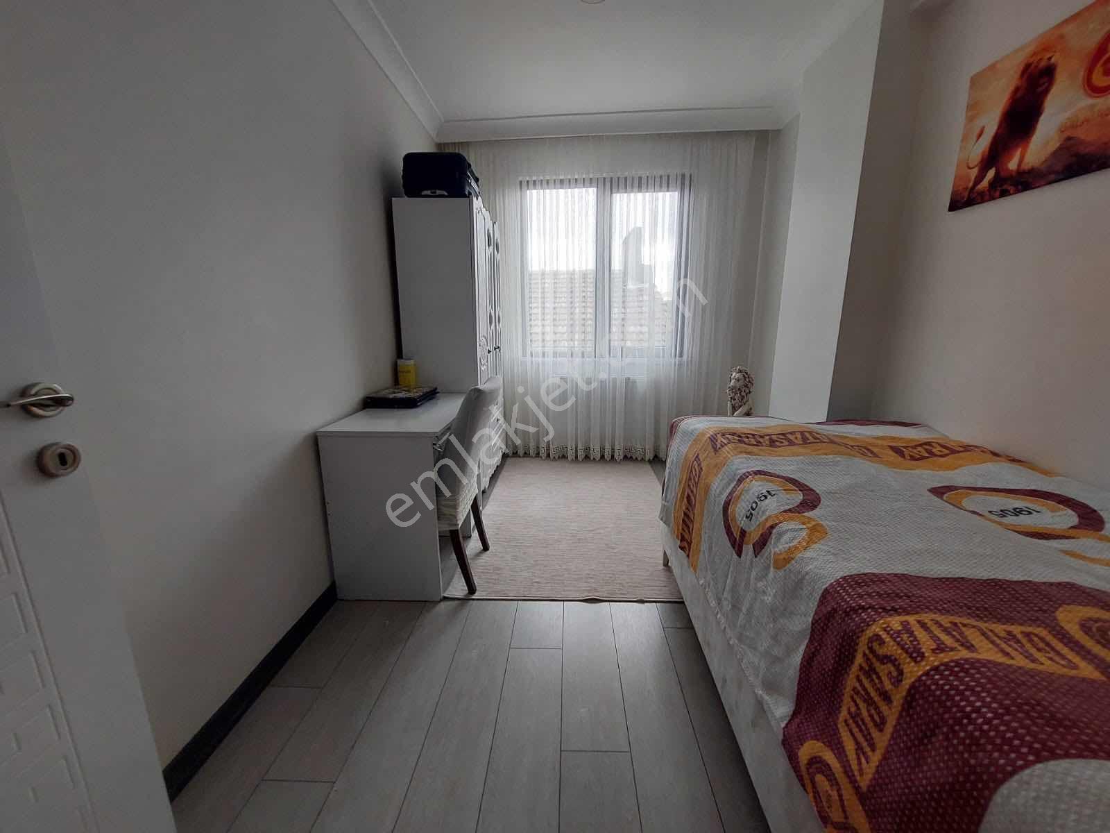 Mercan Emlak'tan Gazi Mah Asansörlü 4 Yaşında 4+2 Lüks Dubleks — fotoğraf 18