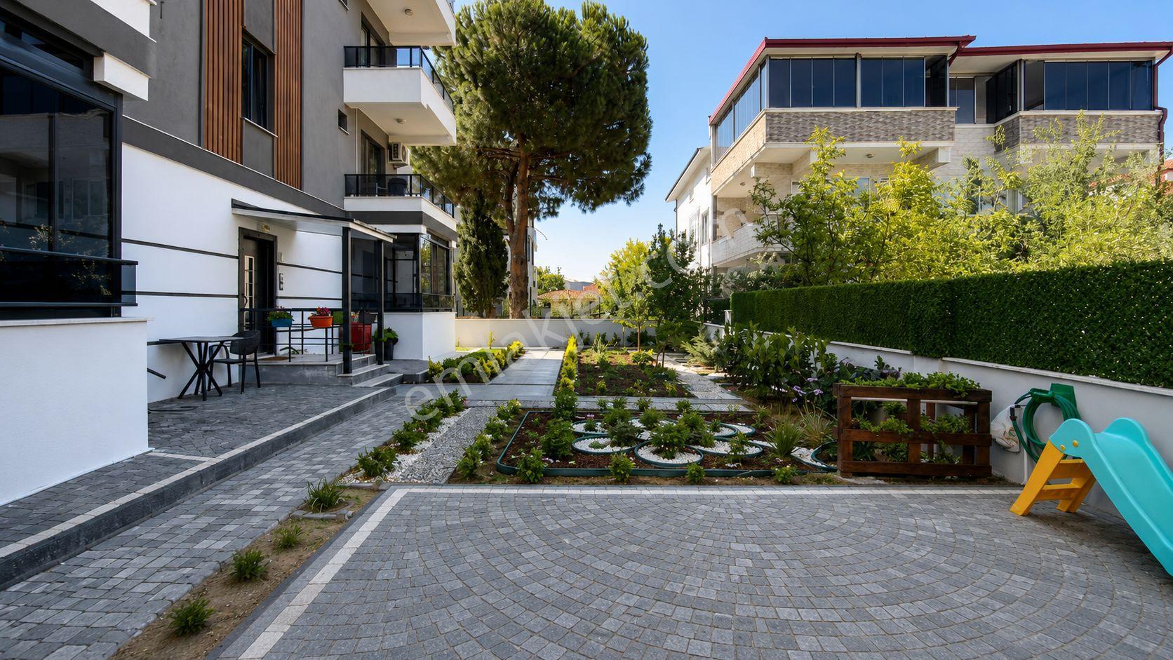 No:10’dan Sahil Yolunda, En Üst Kat, 3 Balkonlu, Ebeveyn Banyolu 3+1 Daire — fotoğraf 4