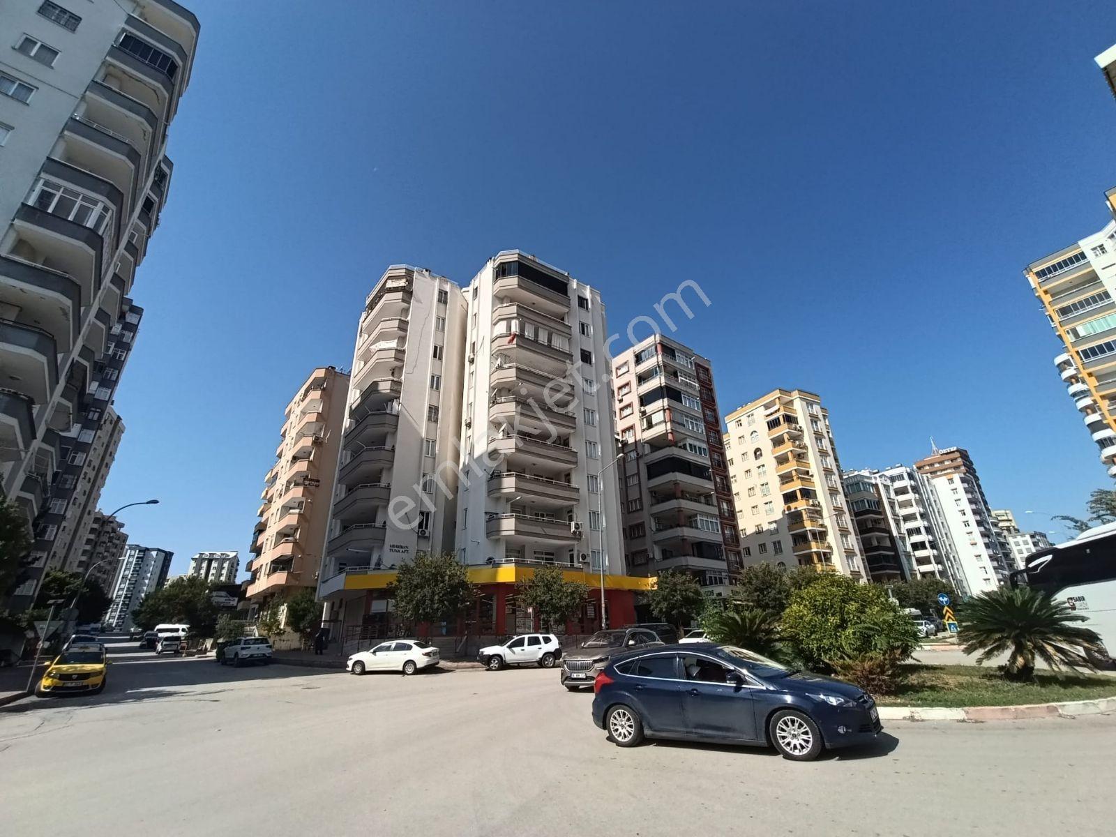 Hem Cephesi Acik Hem Genis Ve Fiyatı Cazip Hasan Usta Civ.3+1ı — fotoğraf 2