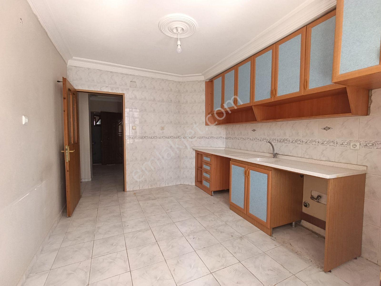 Hem Cephesi Acik Hem Genis Ve Fiyatı Cazip Hasan Usta Civ.3+1ı — fotoğraf 5