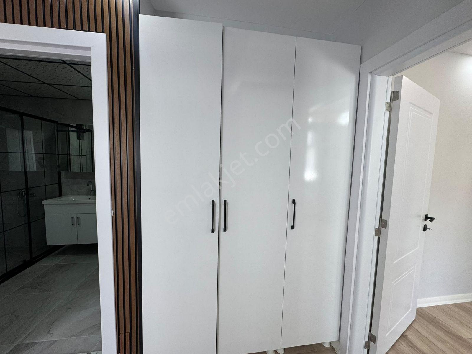 Büyük Teraslı Ultra Lüks 1+1 Daire Hastane Yakını — fotoğraf 6