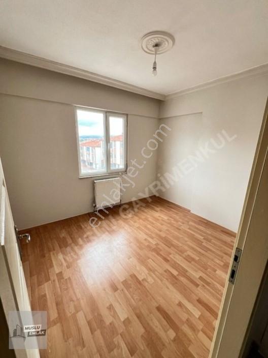 Musludan Cemilbey Caddesi Yanı Arakat 3+1 — fotoğraf 22