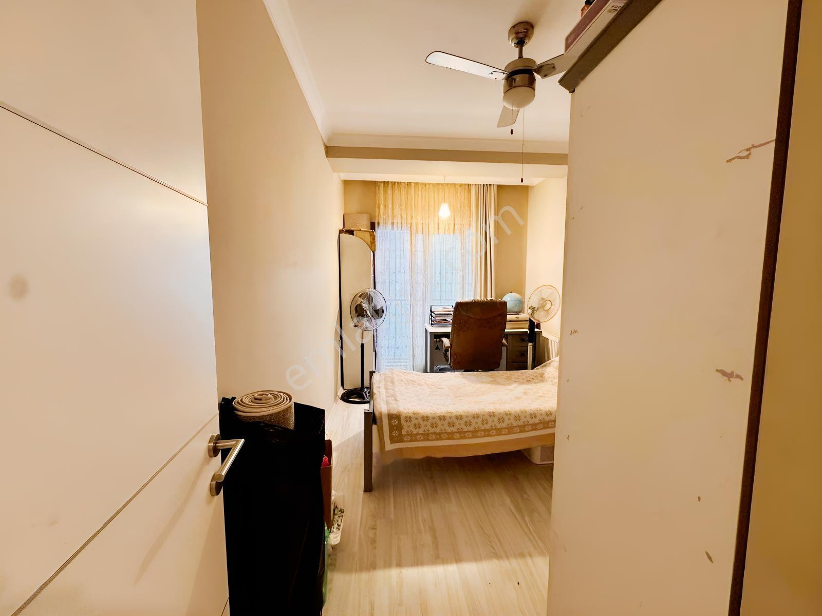 Karşıyaka Yalı Mahallesi Merkezi Konum 3+1 Satılık Ara Kat — fotoğraf 29