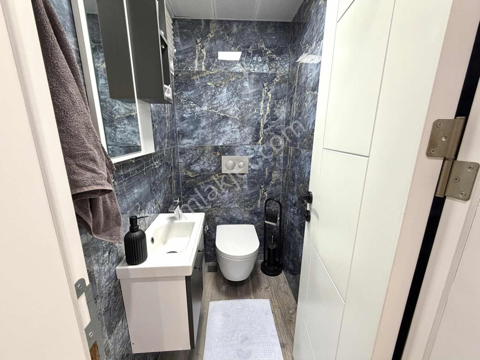 Buca Murathan Mah De Komple Tadilatlı Satılık 2+1 Müstakil Ev — fotoğraf 12