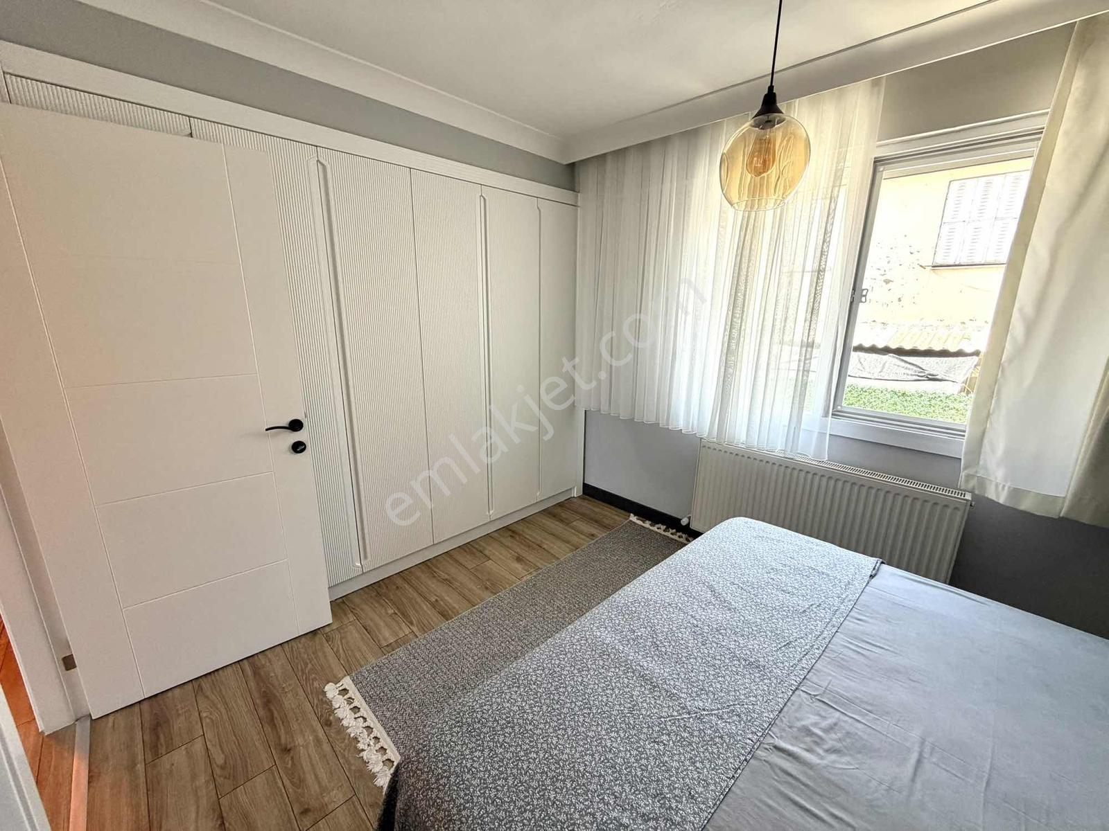 Buca Murathan Mah De Komple Tadilatlı Satılık 2+1 Müstakil Ev — fotoğraf 21