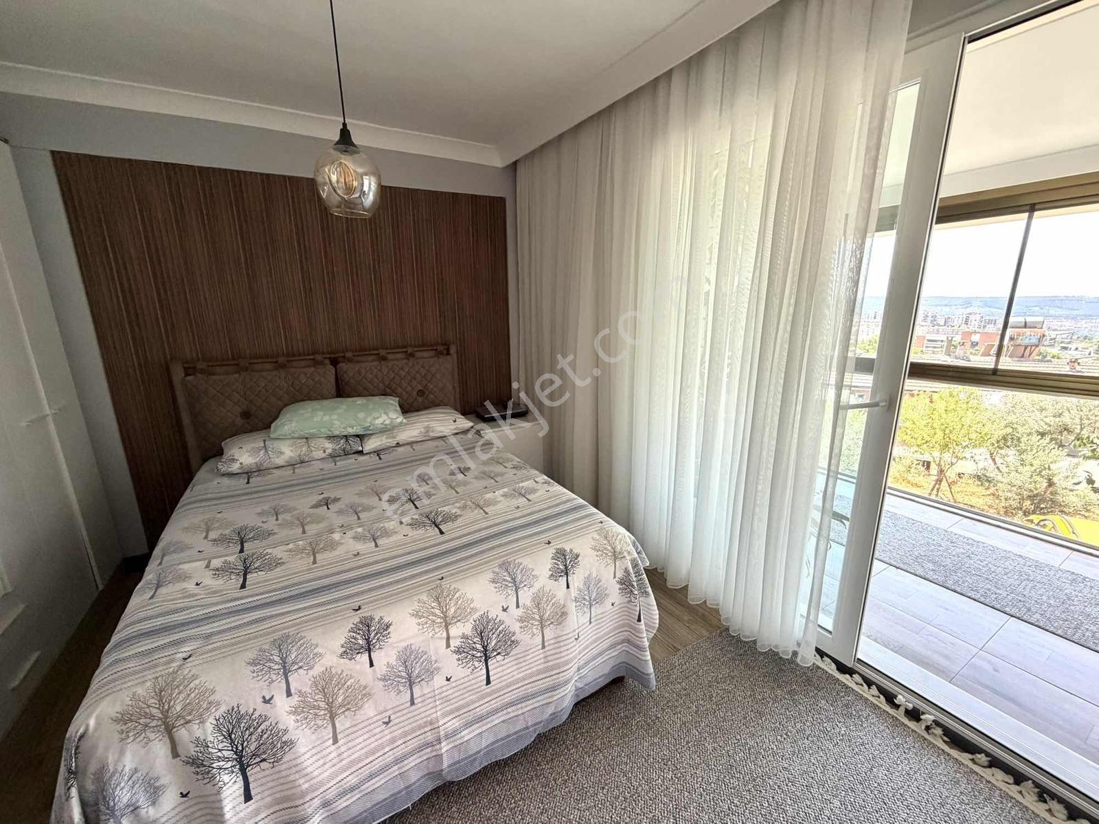 Buca Murathan Mah De Komple Tadilatlı Satılık 2+1 Müstakil Ev — fotoğraf 22