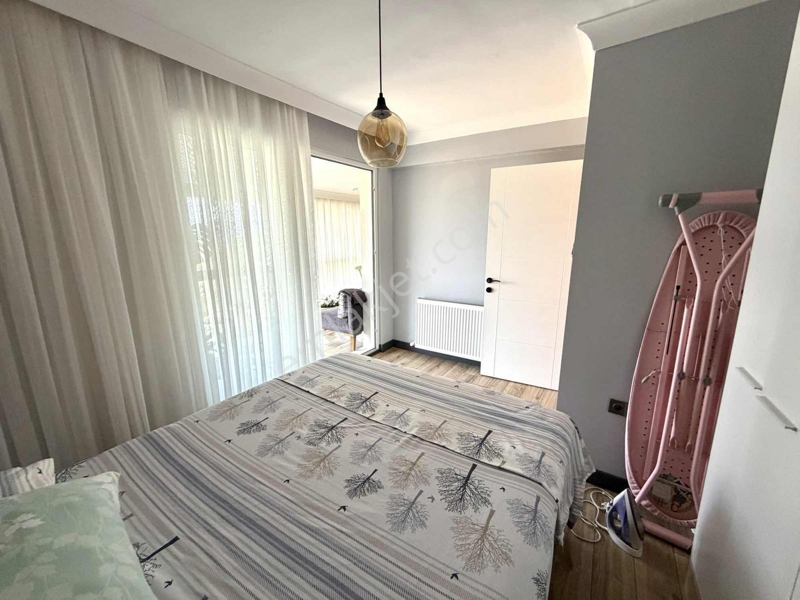 Buca Murathan Mah De Komple Tadilatlı Satılık 2+1 Müstakil Ev — fotoğraf 25