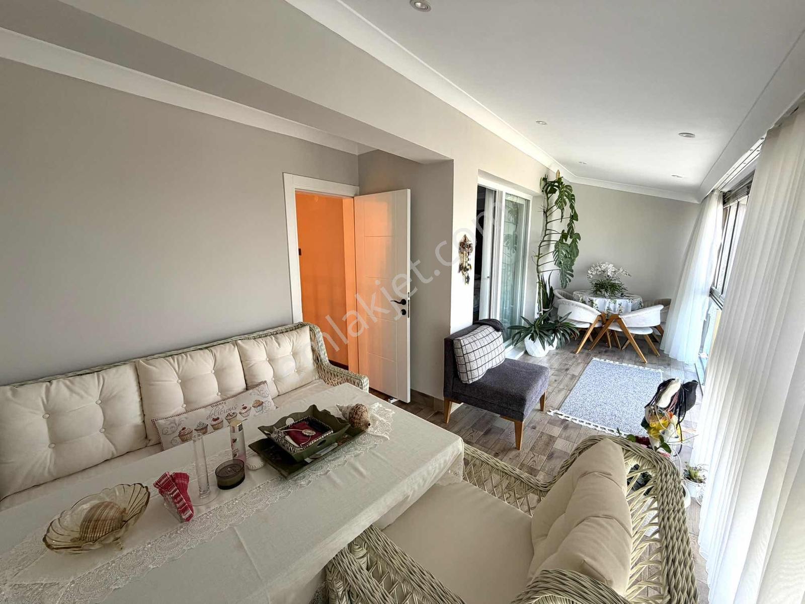 Buca Murathan Mah De Komple Tadilatlı Satılık 2+1 Müstakil Ev — fotoğraf 30