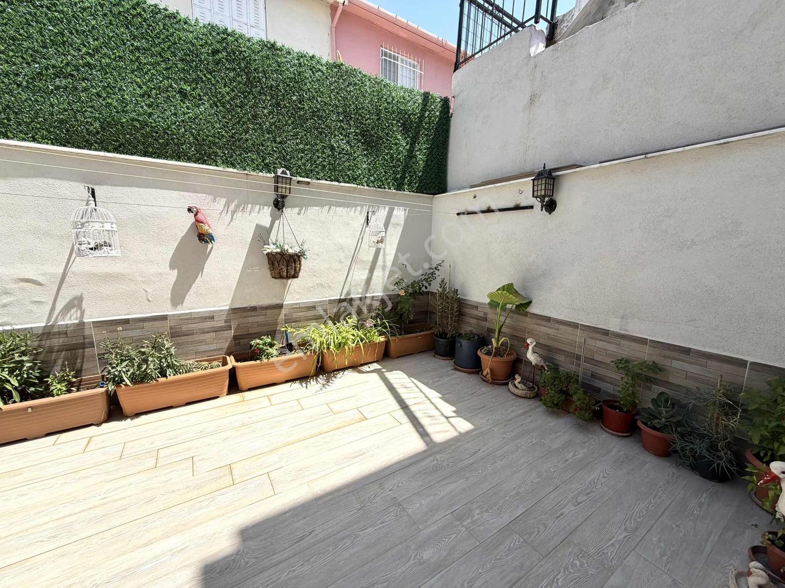 Buca Murathan Mah De Komple Tadilatlı Satılık 2+1 Müstakil Ev — fotoğraf 34