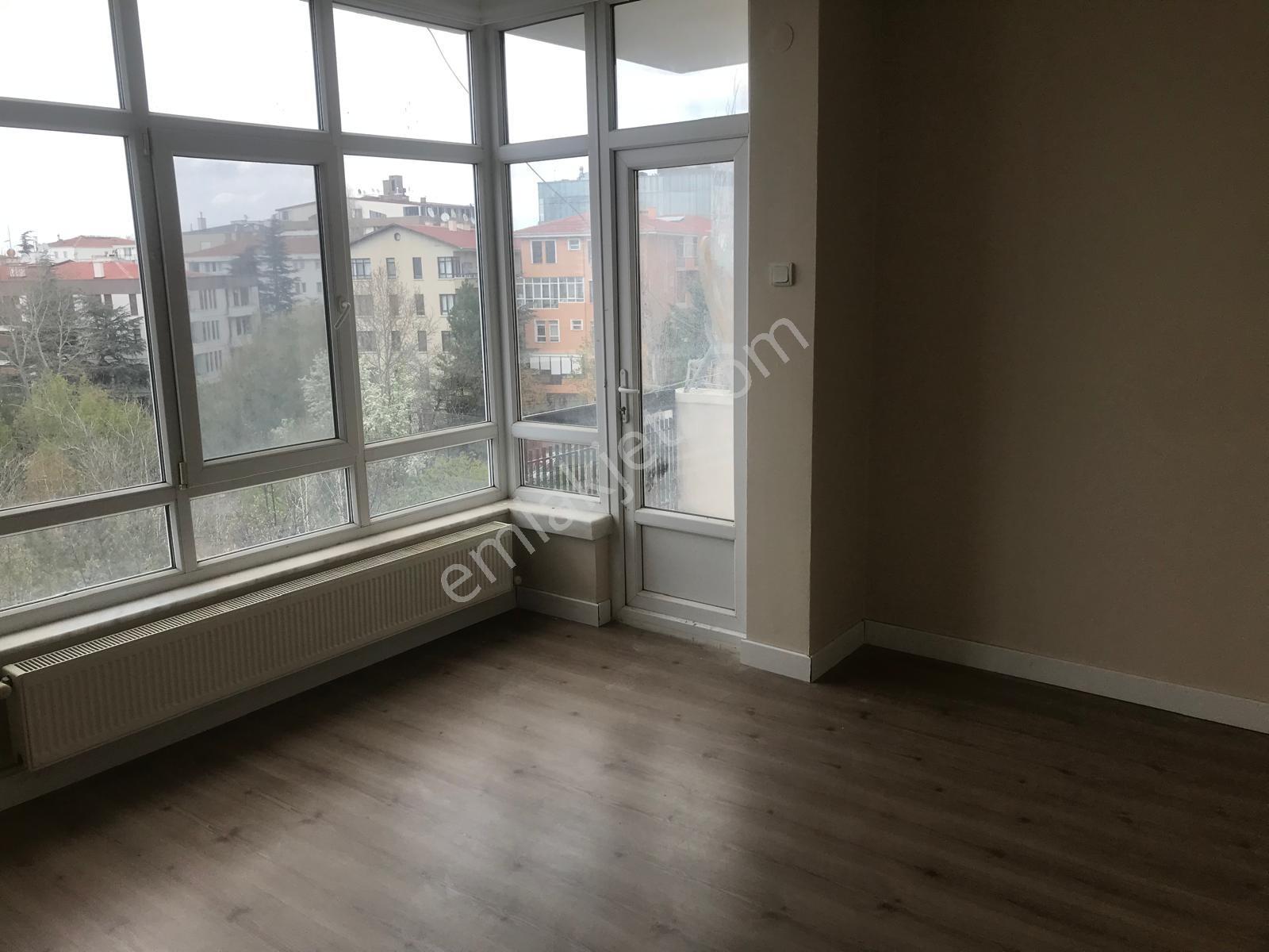 Hoşdere Cadde Üzeri Atakule Manzaralı 4+1 İş Yerine Uygun Daire — fotoğraf 15