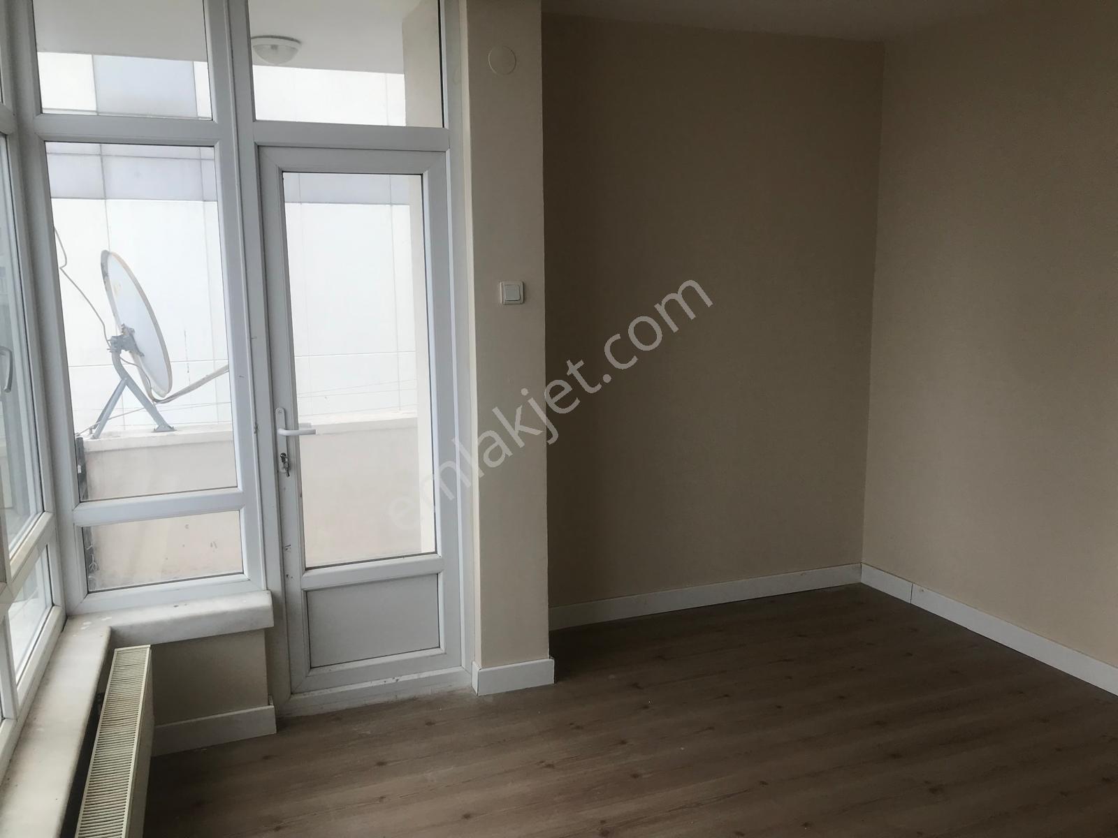 Hoşdere Cadde Üzeri Atakule Manzaralı 4+1 İş Yerine Uygun Daire — fotoğraf 16