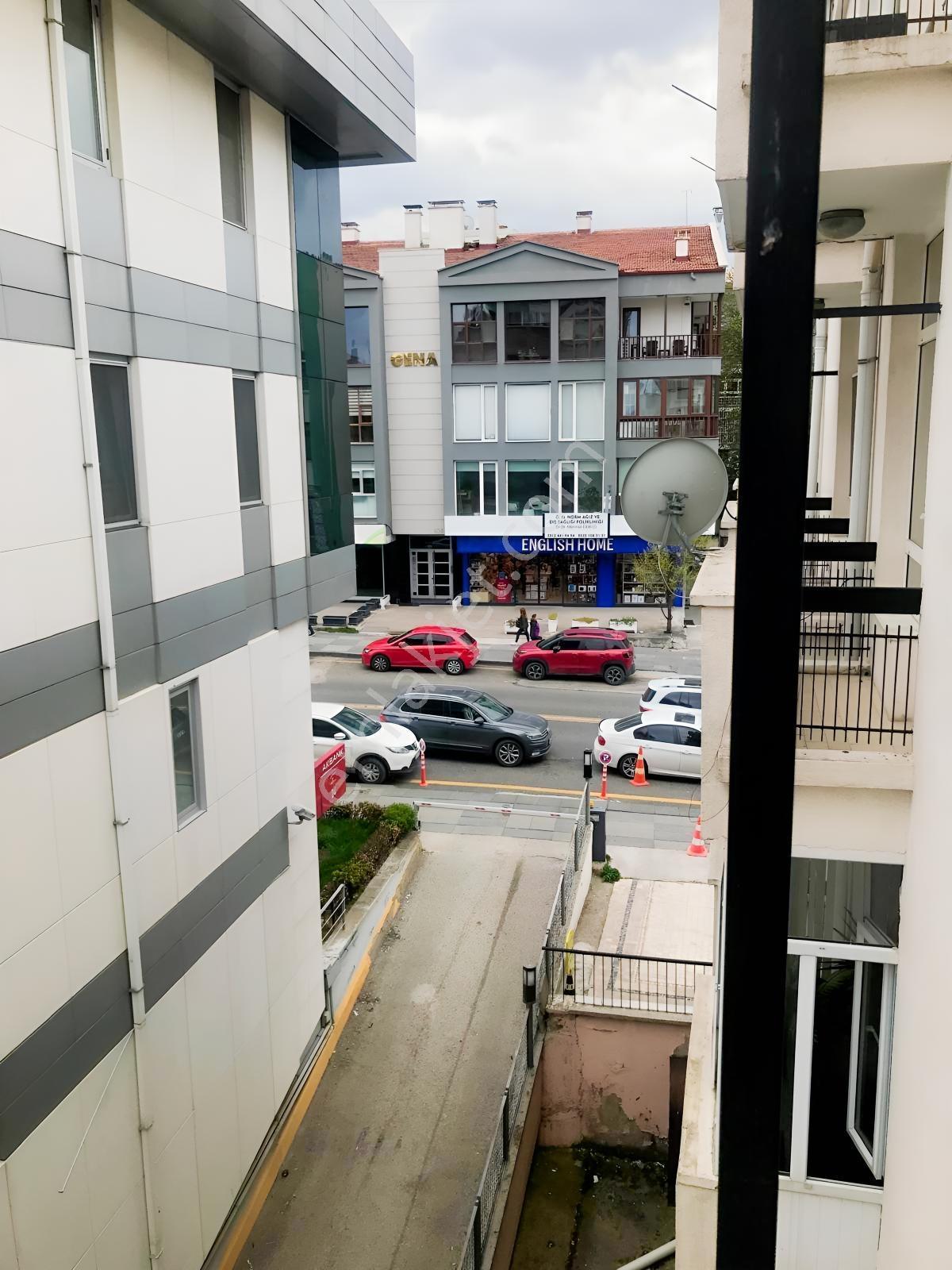 Hoşdere Cadde Üzeri Atakule Manzaralı 4+1 İş Yerine Uygun Daire — fotoğraf 27