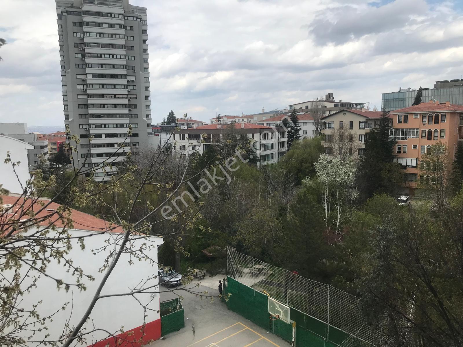 Hoşdere Cadde Üzeri Atakule Manzaralı 4+1 İş Yerine Uygun Daire — fotoğraf 32