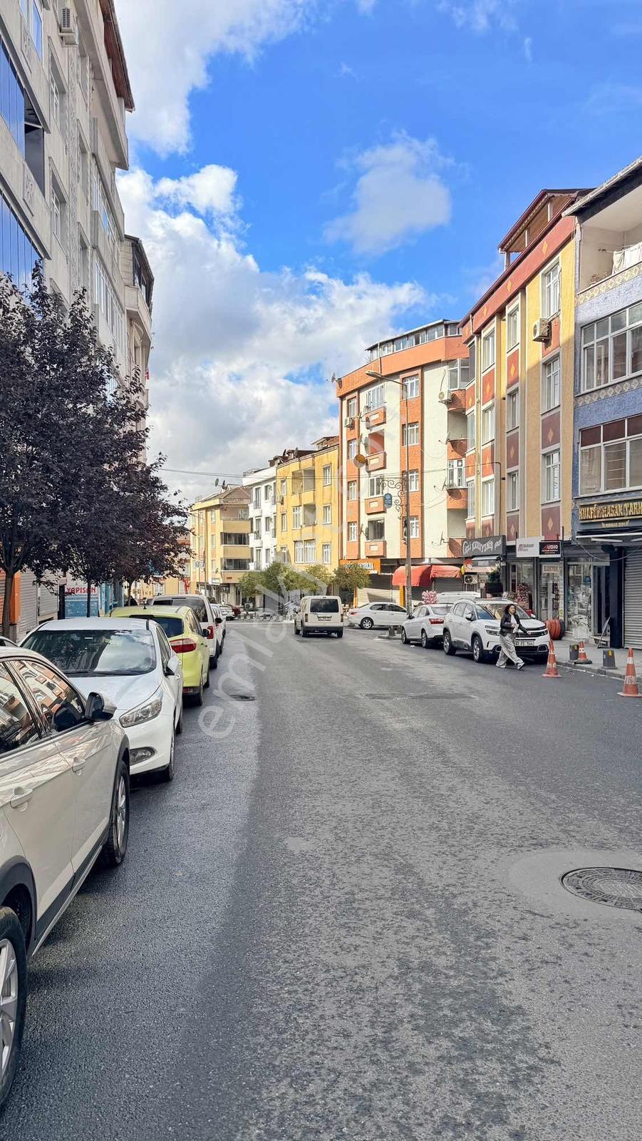 Familyadan Bölge Parkı Yanı 2+1 Metroya 2dk 85m2 Kot1 Daire — fotoğraf 18