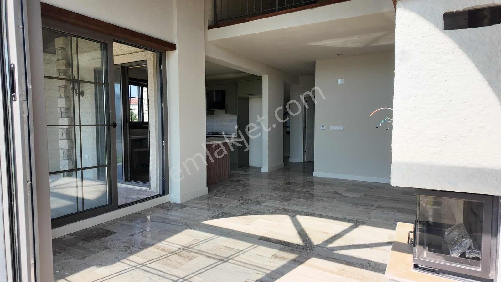 Urla Birgi Köyü Satılık Loft Villa — fotoğraf 27