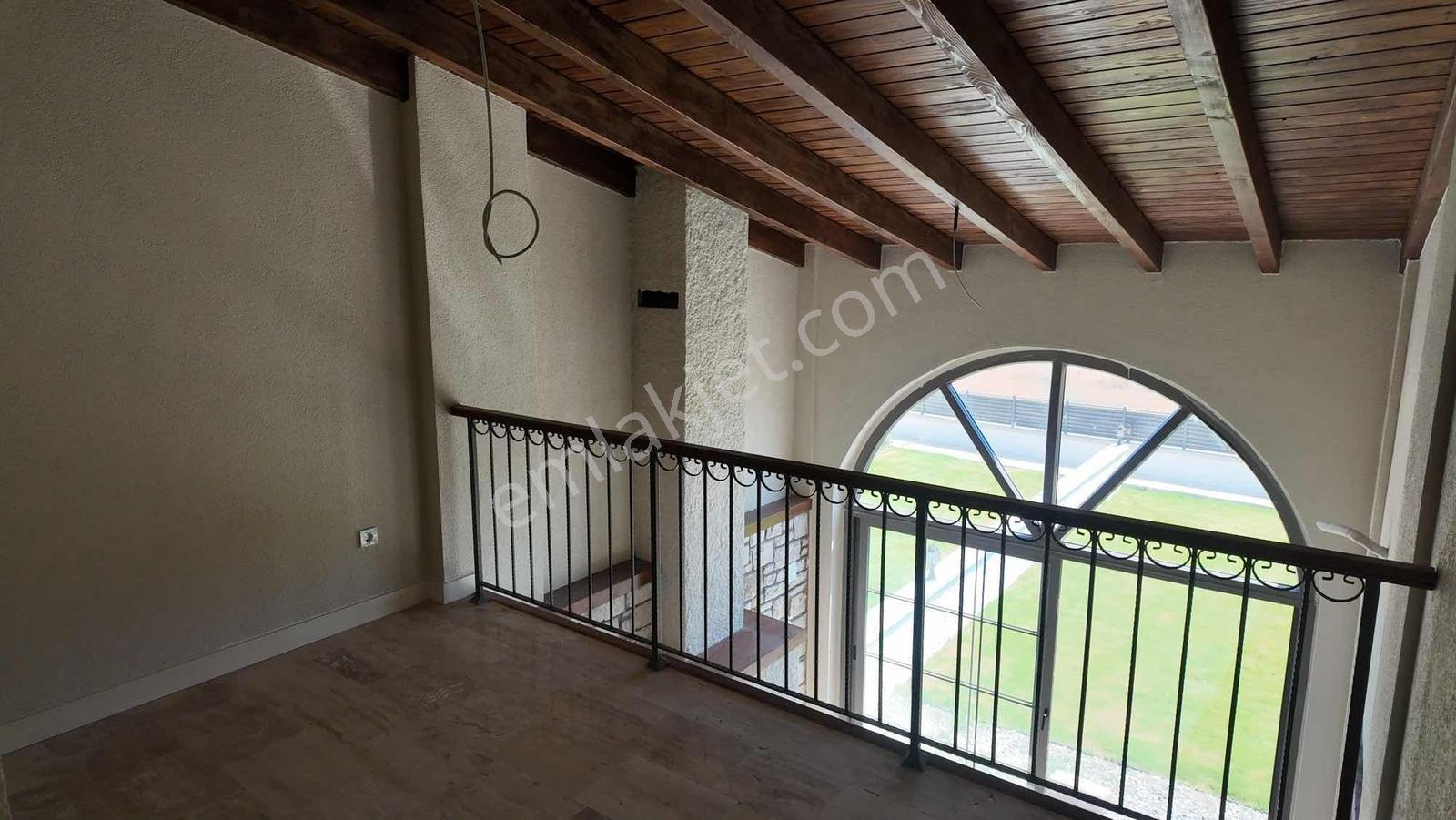 Urla Birgi Köyü Satılık Loft Villa — fotoğraf 33