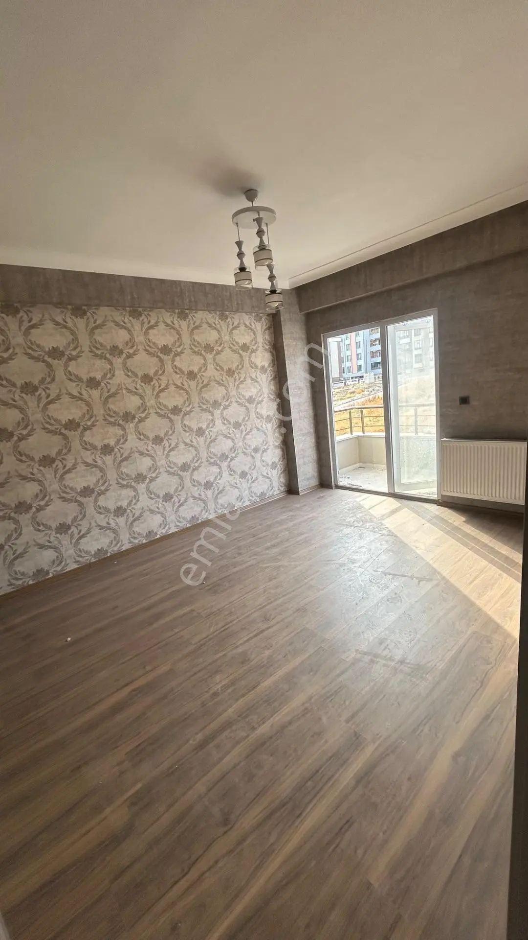 Tavze Gayrimenkuldan Karaköprü Batıkentte Satılık 2+0 Arakat Full Yeni Yeni Daire — fotoğraf 4
