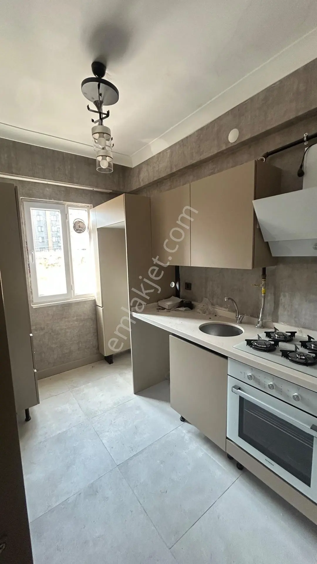 Tavze Gayrimenkuldan Karaköprü Batıkentte Satılık 2+0 Arakat Full Yeni Yeni Daire — fotoğraf 8