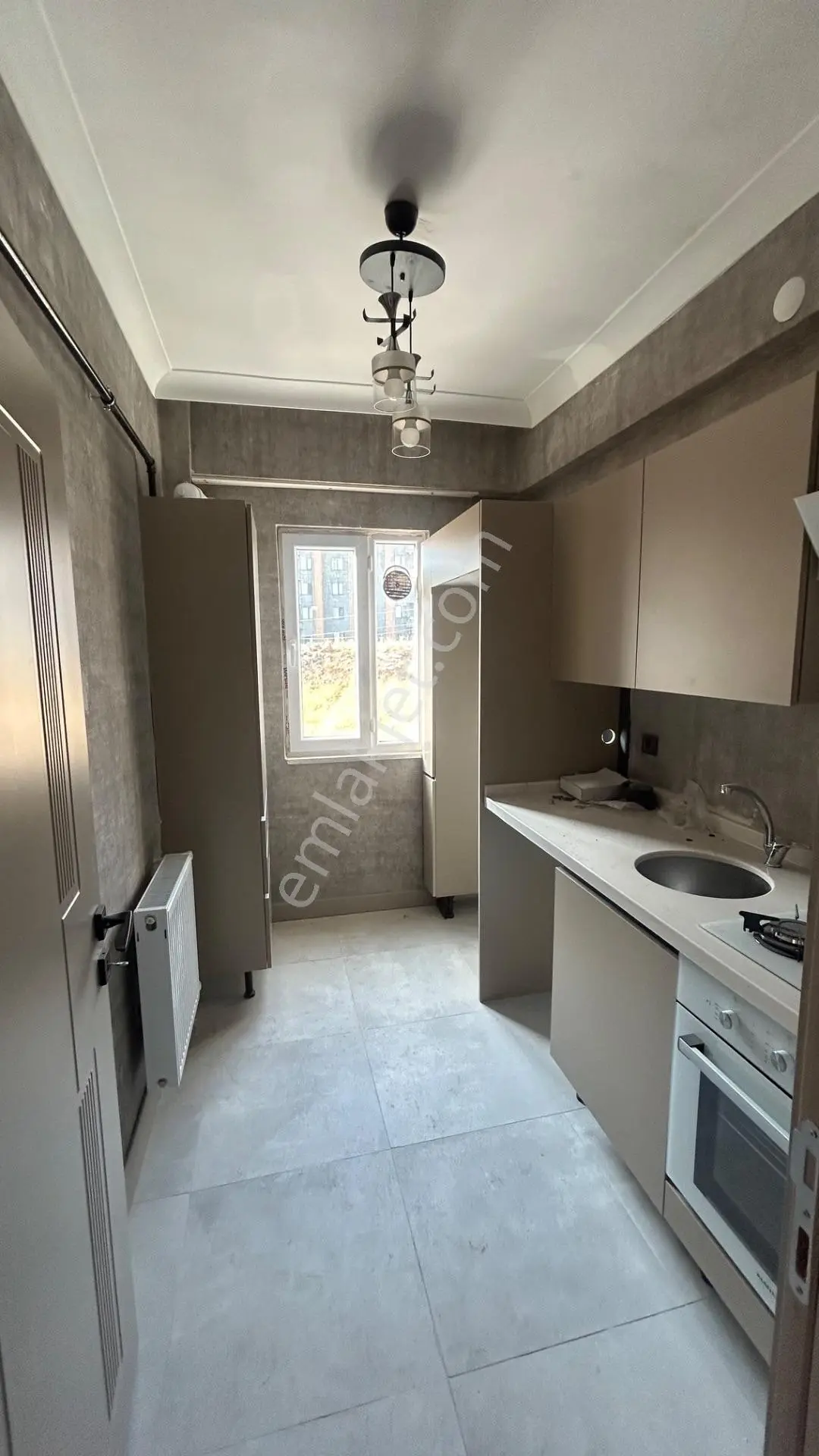 Tavze Gayrimenkuldan Karaköprü Batıkentte Satılık 2+0 Arakat Full Yeni Yeni Daire — fotoğraf 9