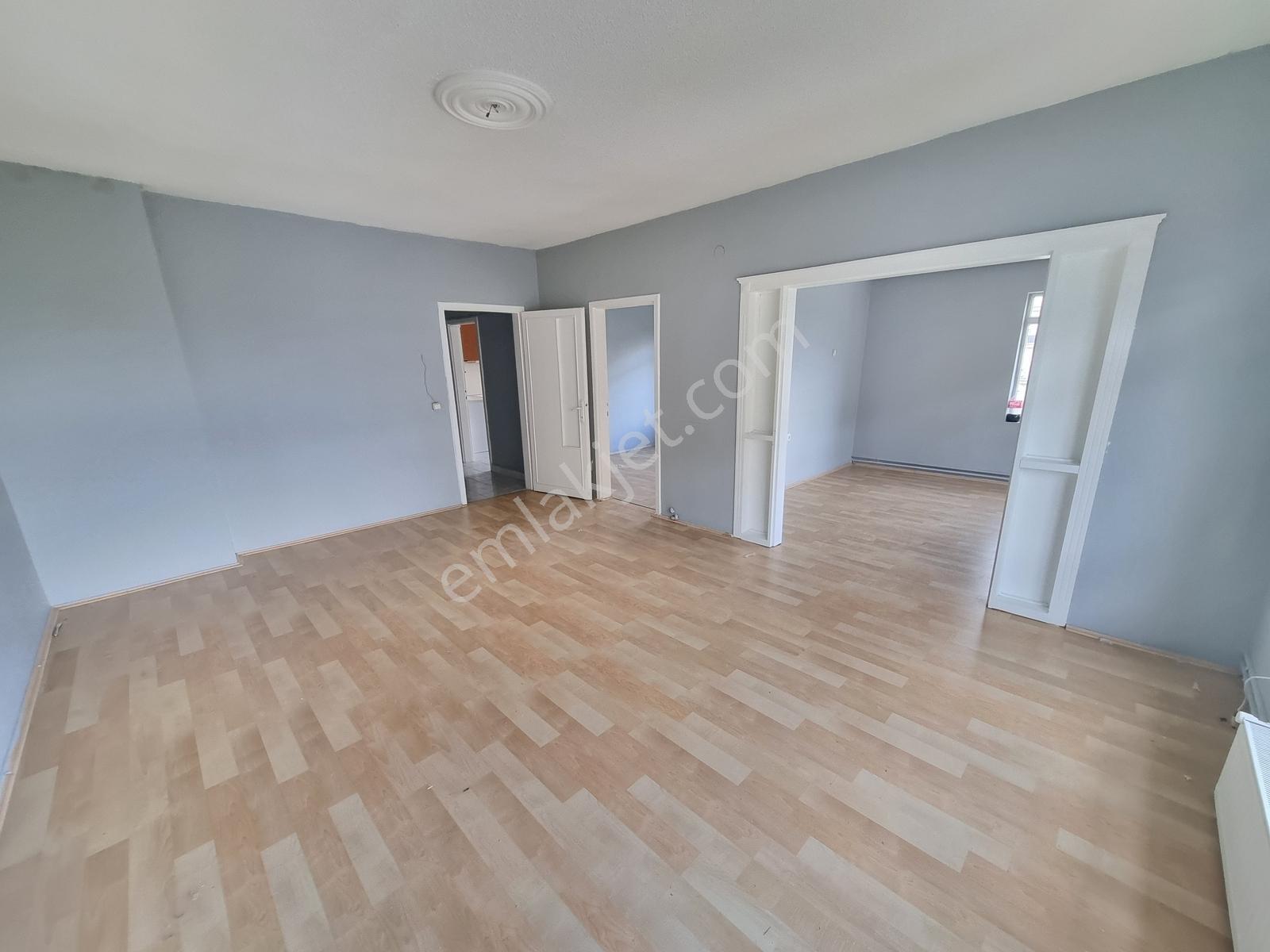 Metroya 350 Metre - İster Yatırımlık - İster Oturumluk... — fotoğraf 2