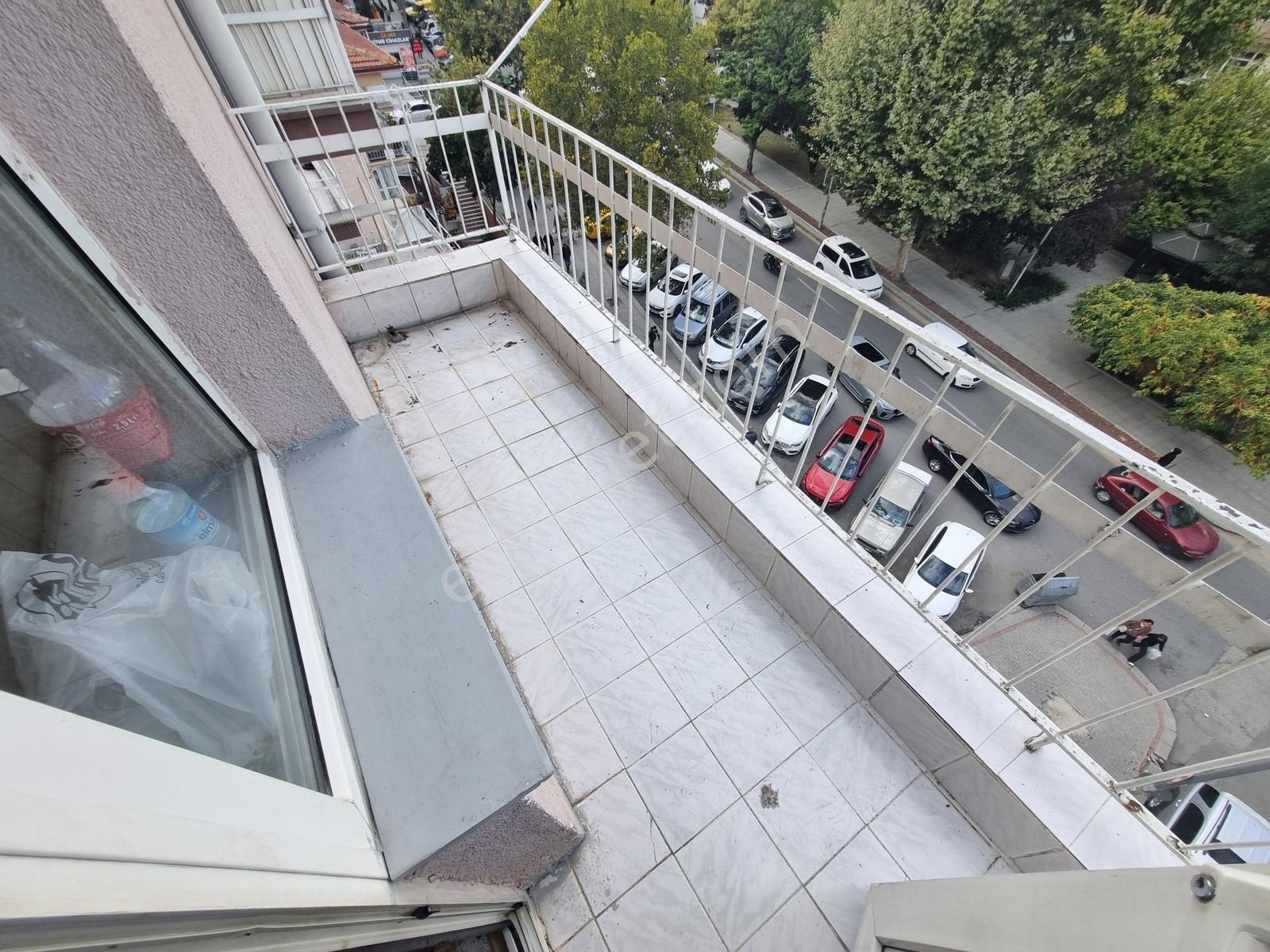 Metroya 350 Metre - İster Yatırımlık - İster Oturumluk... — fotoğraf 7