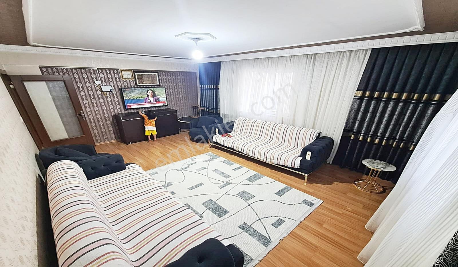 Yayla'da 4+1 150m2 Asansörlü Yeni Binada Balkonlu — fotoğraf 7