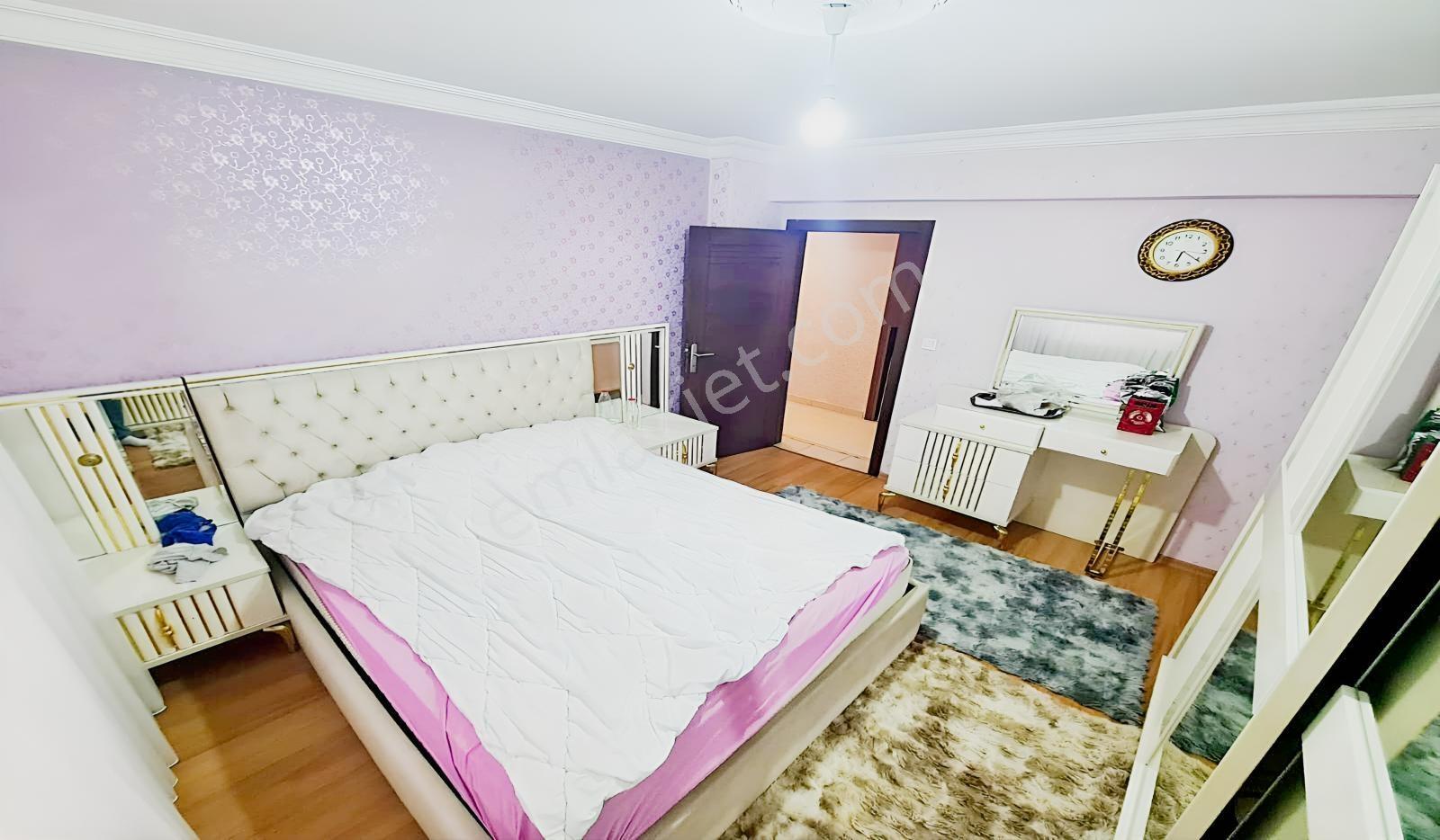 Yayla'da 4+1 150m2 Asansörlü Yeni Binada Balkonlu — fotoğraf 17