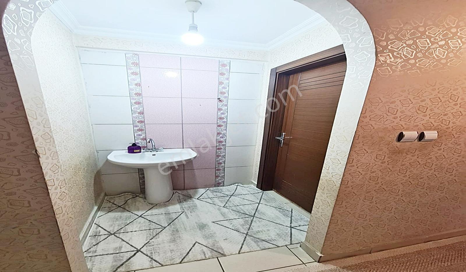 Yayla'da 4+1 150m2 Asansörlü Yeni Binada Balkonlu — fotoğraf 32