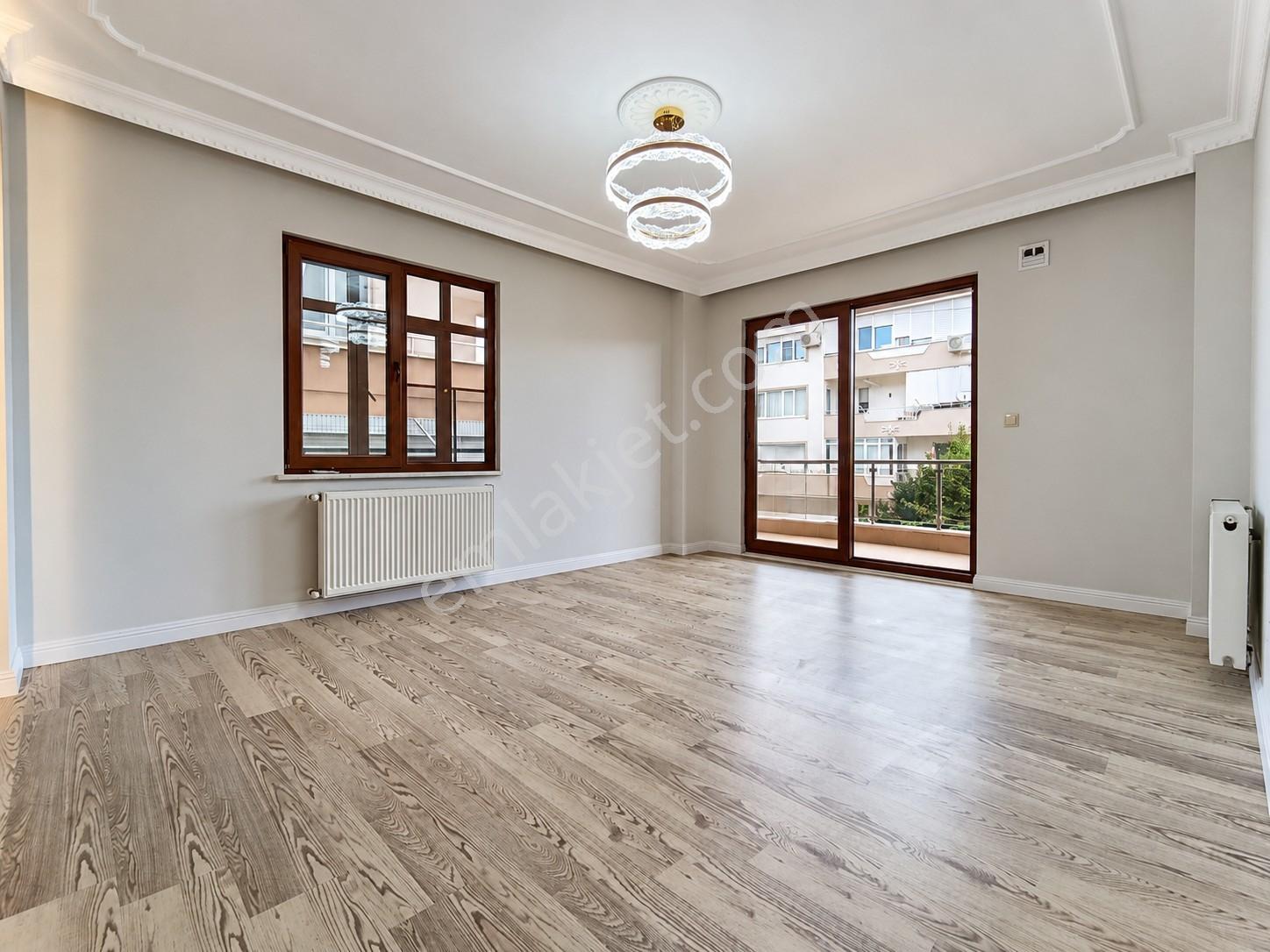 Altınkumda Doğalgazlı Asansörlü Ayrı Mutfaklı Ön Cephe 2+1 Daire — fotoğraf 3