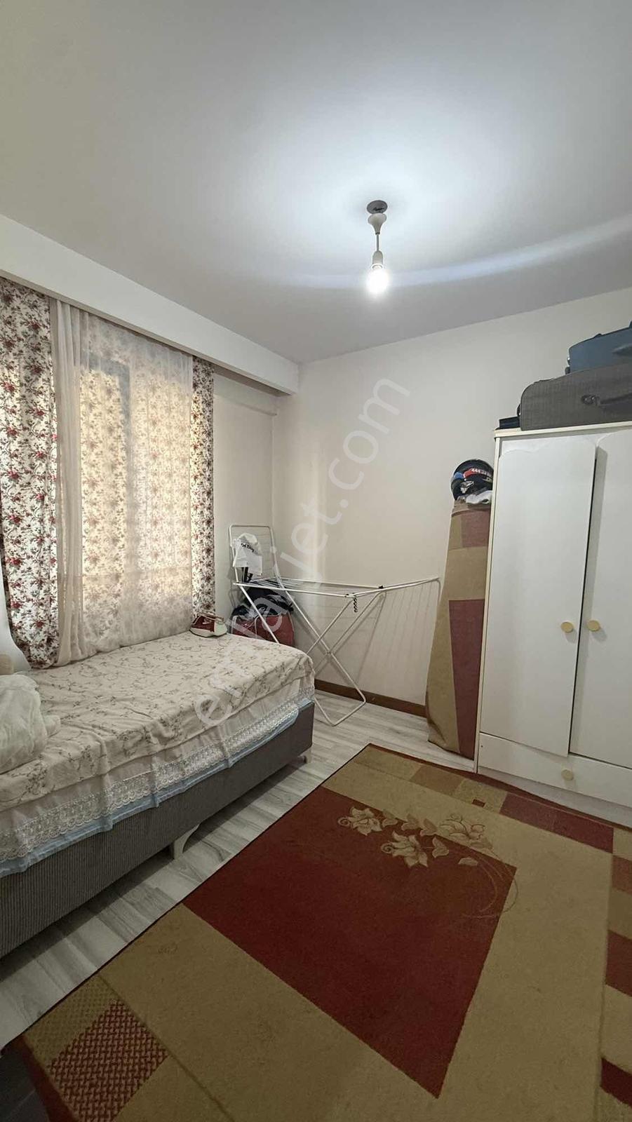 Efeler Orta Mahallede Kat Mülkiyetli 1+1 | 15.000 Tl Kiracılı — fotoğraf 13