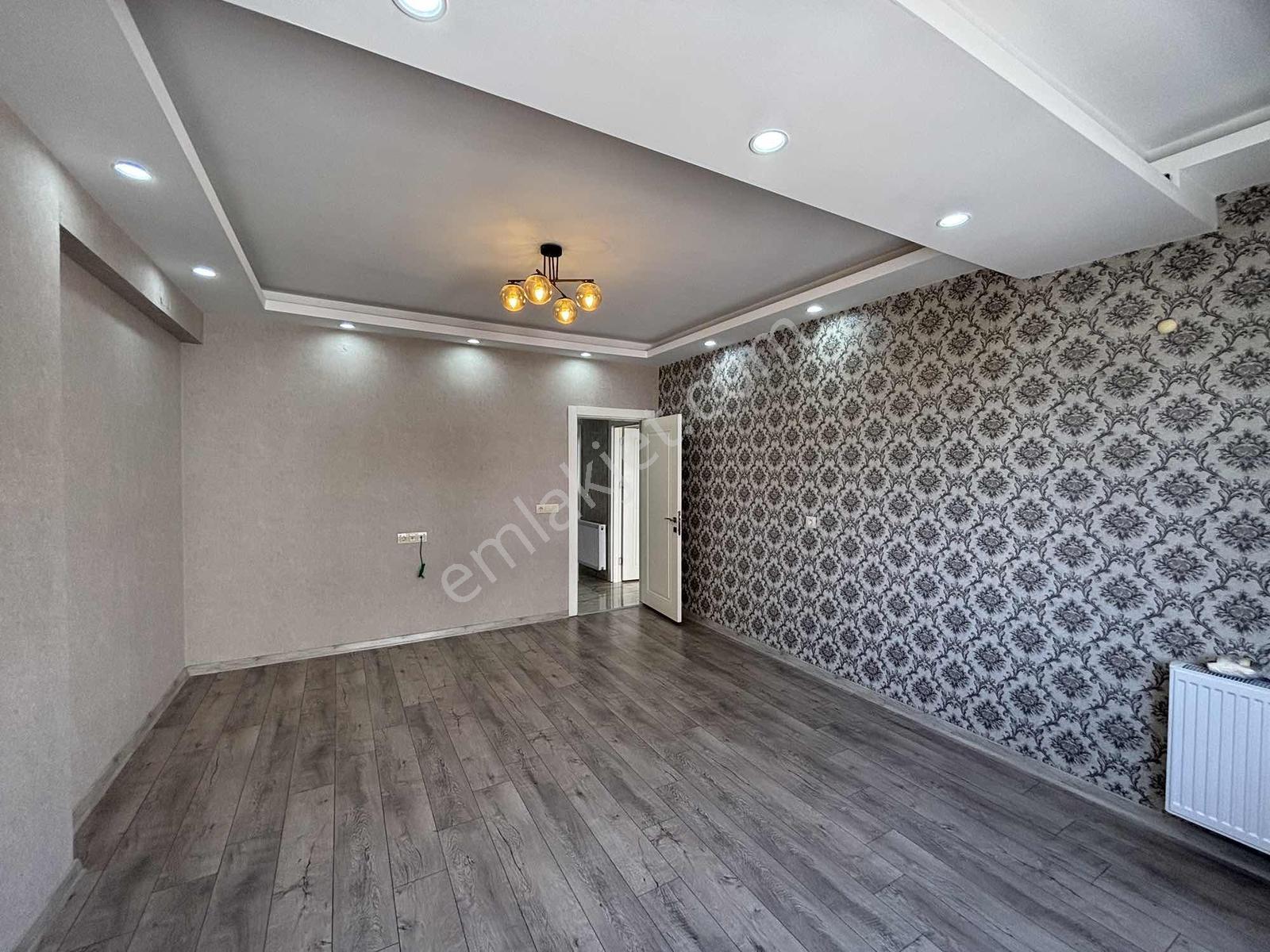 ****ilke Emlak****akpıyar Mah 2+1 Arakat 125m2 — fotoğraf 3