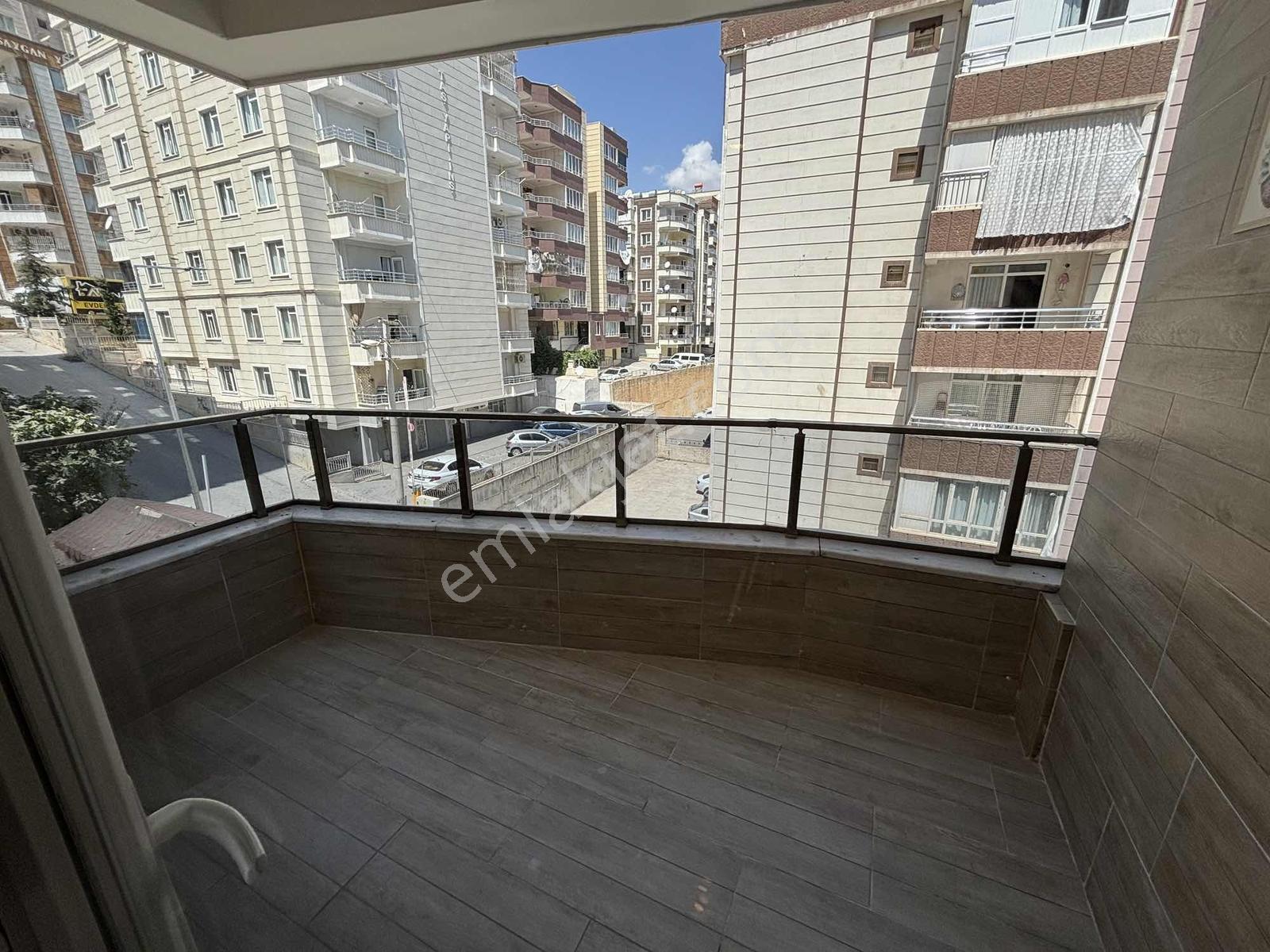 ****ilke Emlak****akpıyar Mah 2+1 Arakat 125m2 — fotoğraf 4