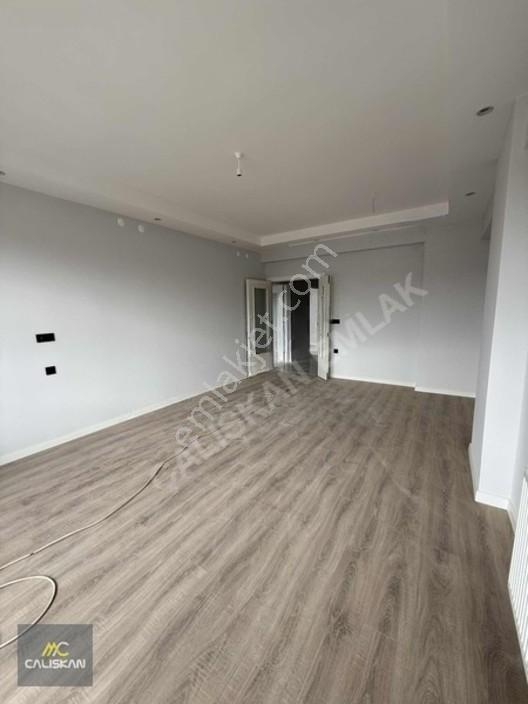 Güneşli Mah. Satılık 3+1 Daire — fotoğraf 23