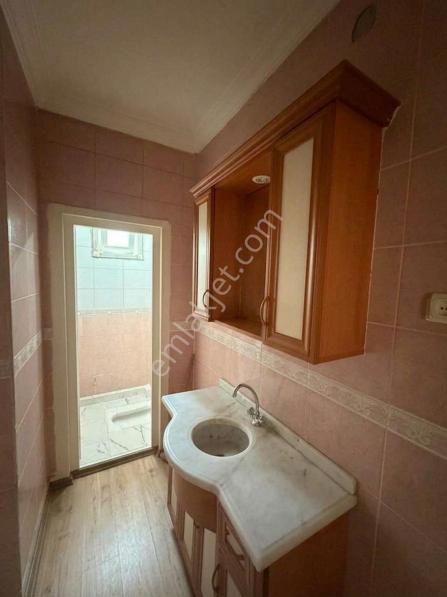 Mehmet Akif Mahallesinde Satılık 3+1 Yalıtımlı Arakat Daire — fotoğraf 5
