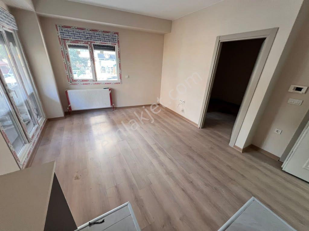 Kaçmaz'dan Küçükyalı Sahil Ve Marmaraya 4 Dk Ön Köşe Lüks 1+1 — fotoğraf 12