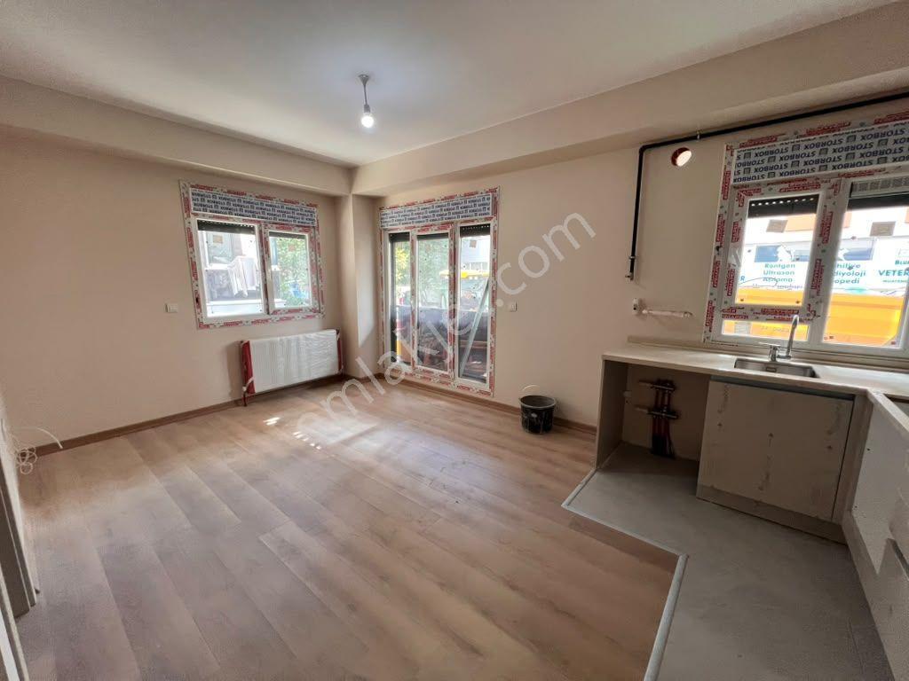 Kaçmaz'dan Küçükyalı Sahil Ve Marmaraya 4 Dk Ön Köşe Lüks 1+1 — fotoğraf 16